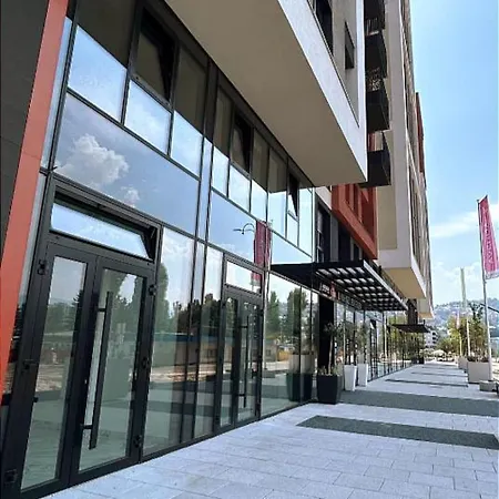 Apartman1105 Free Garage Apartment *